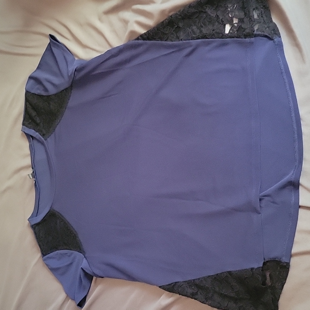 Express Blouse - Picture 7 of 7